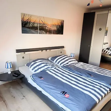 Lindenstr_32 Whg 4 * Zingst